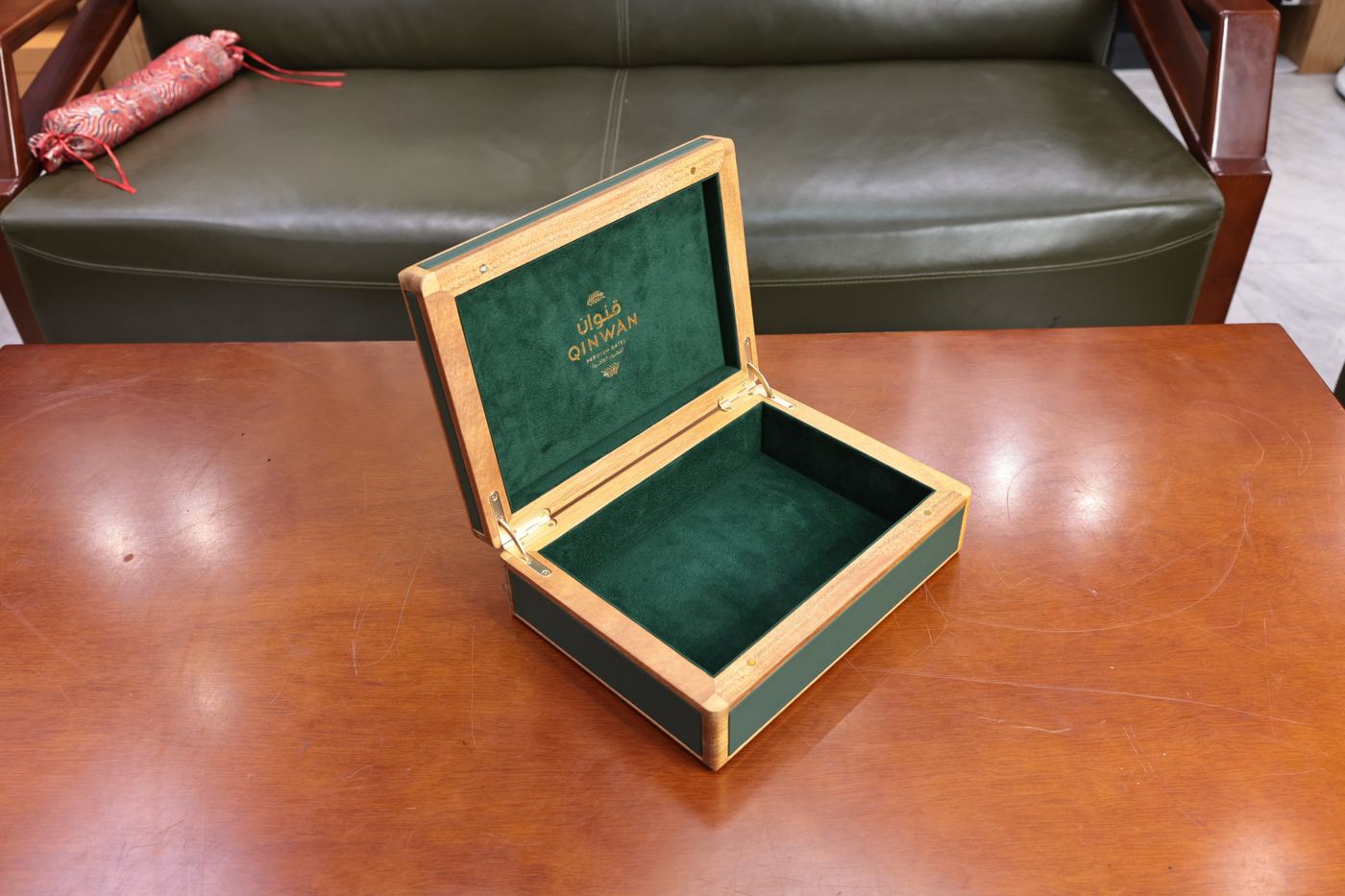QIN WAN date box