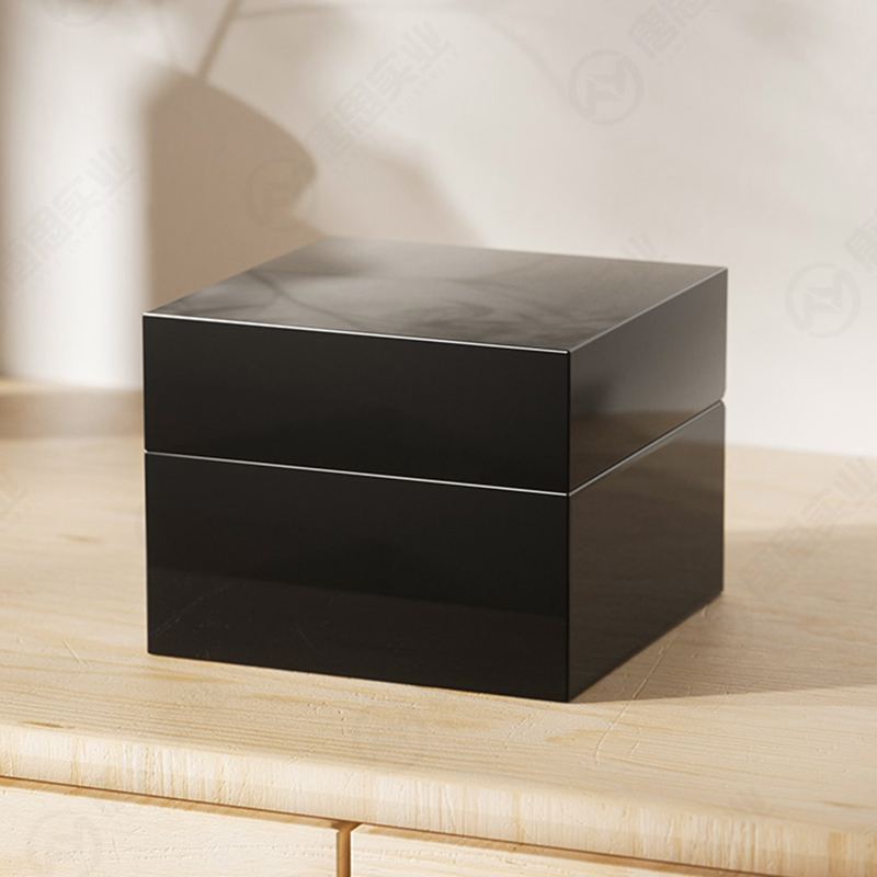 Black Piano Lacquer Square Watch Box
