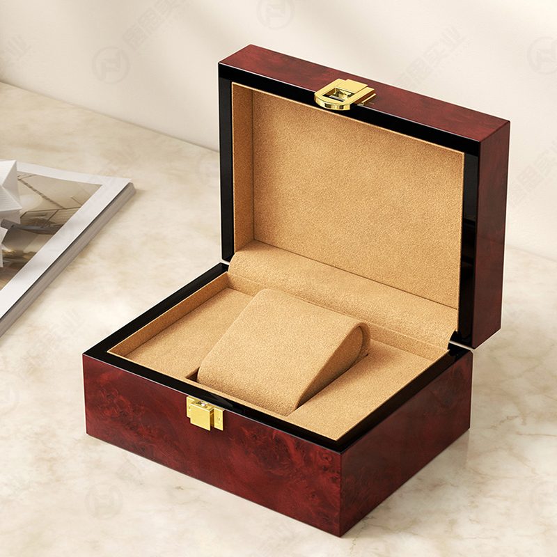 Rosewood Veneer Watch Box — in stock at LUXPCK